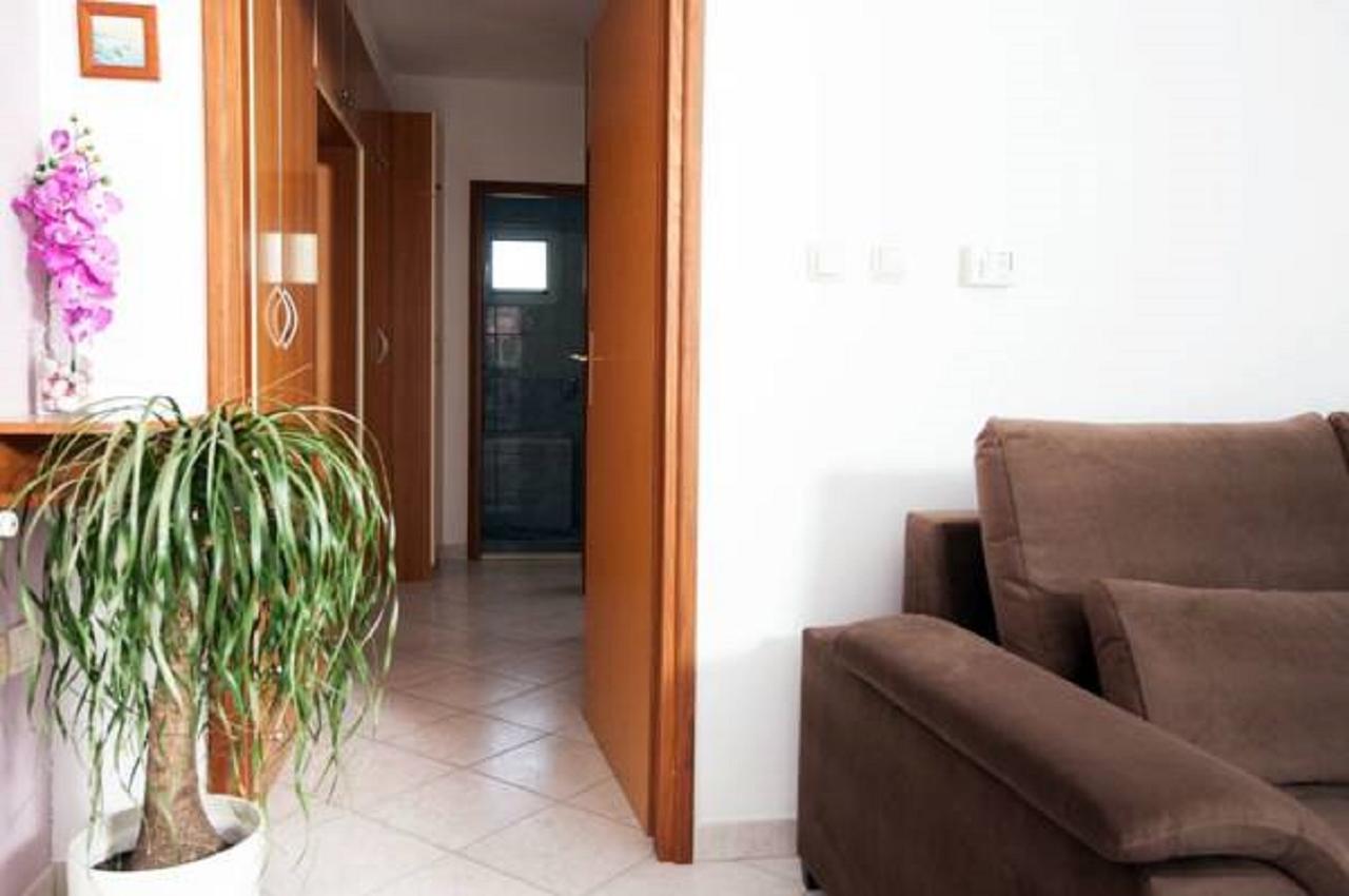 Apartment Green Oasis สปลิท ภายนอก รูปภาพ