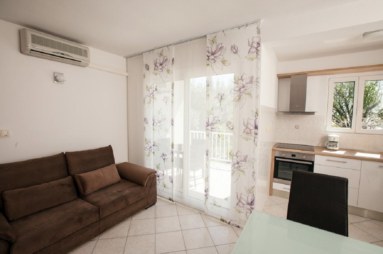 Apartment Green Oasis สปลิท ภายนอก รูปภาพ