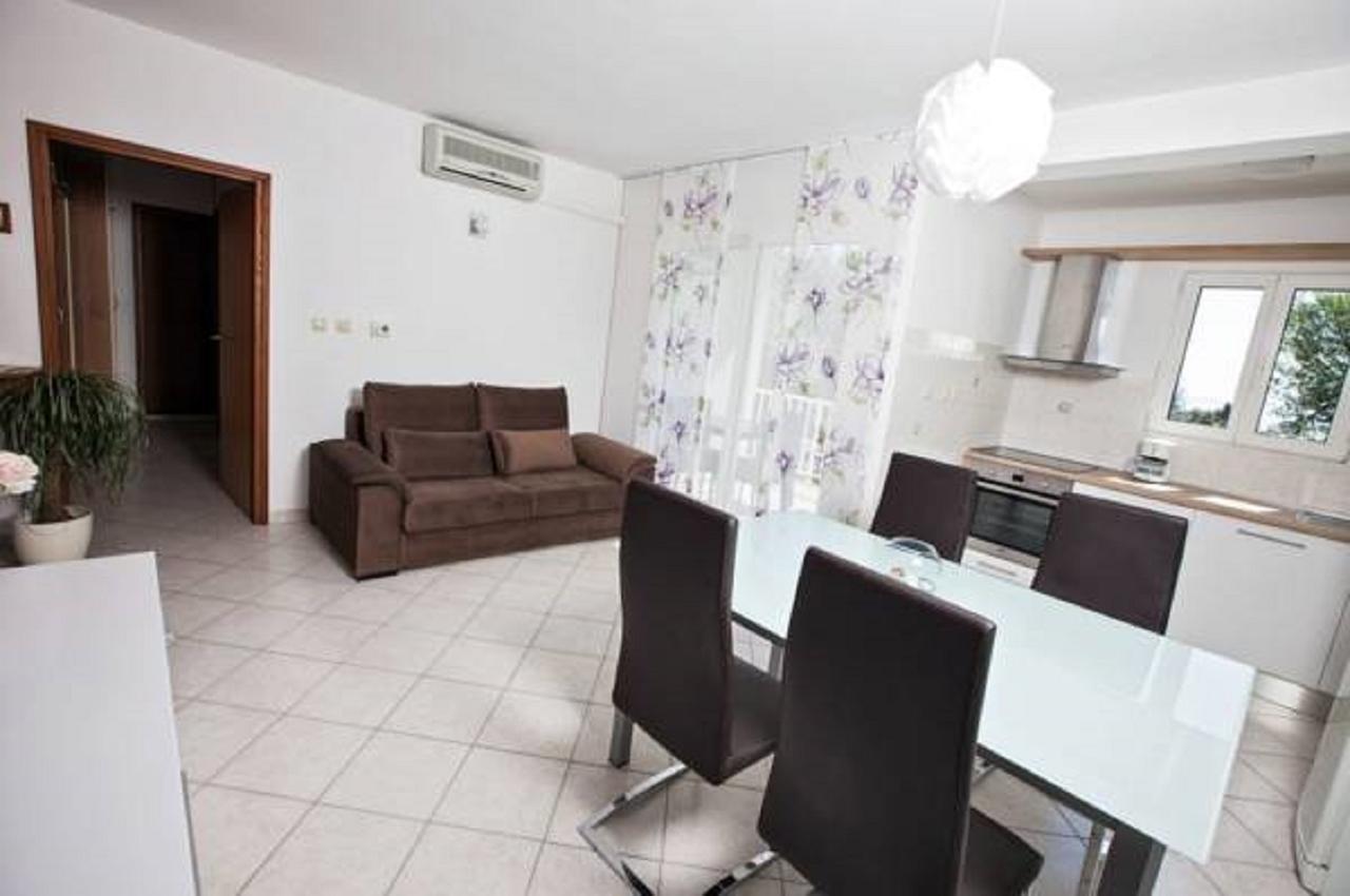 Apartment Green Oasis สปลิท ภายนอก รูปภาพ